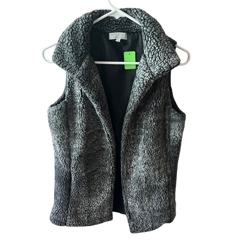 Warm & Cozy Lifestyle by Poof Gray Faux Shearling Sherpa Vest Medium 224606 NEW